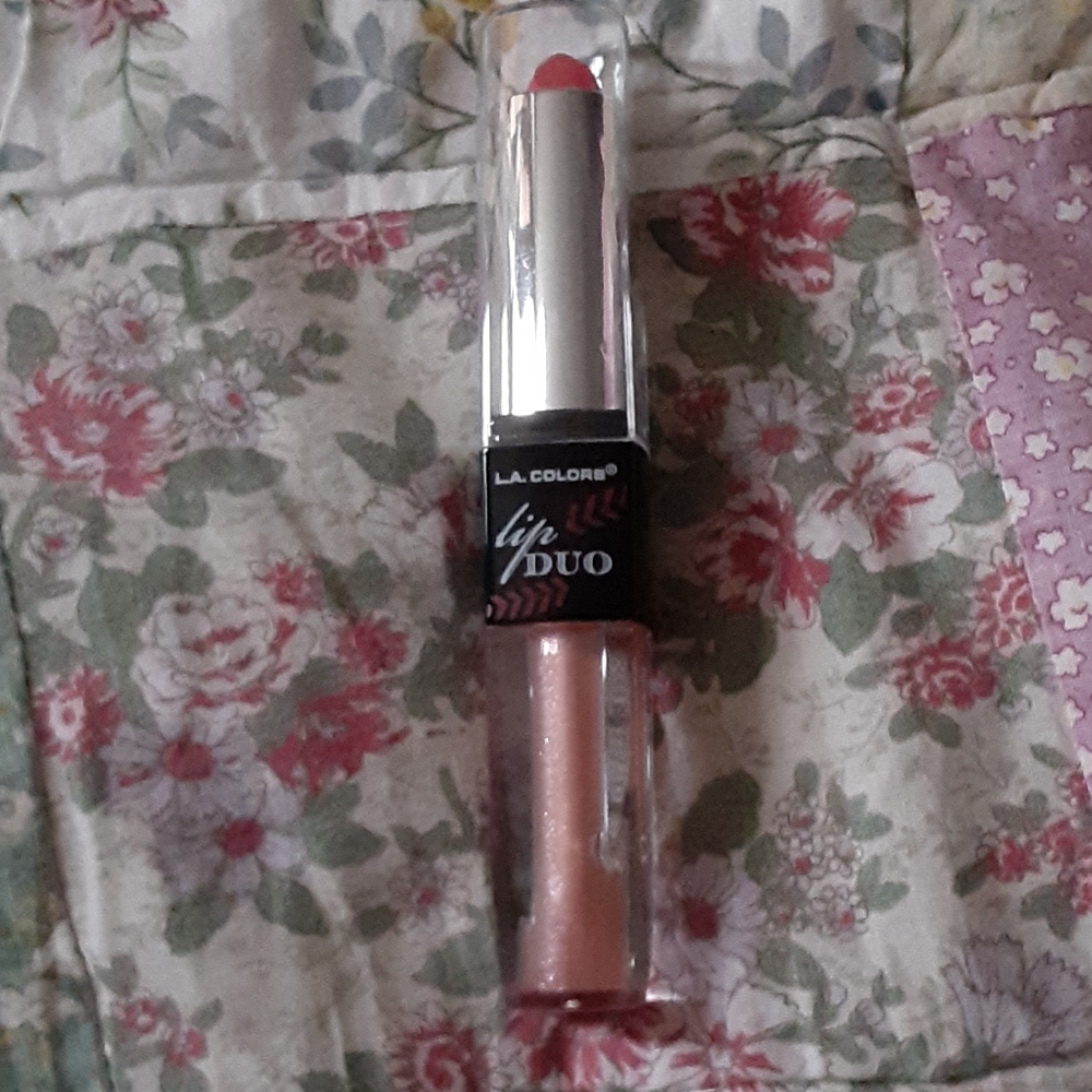 Lip duo